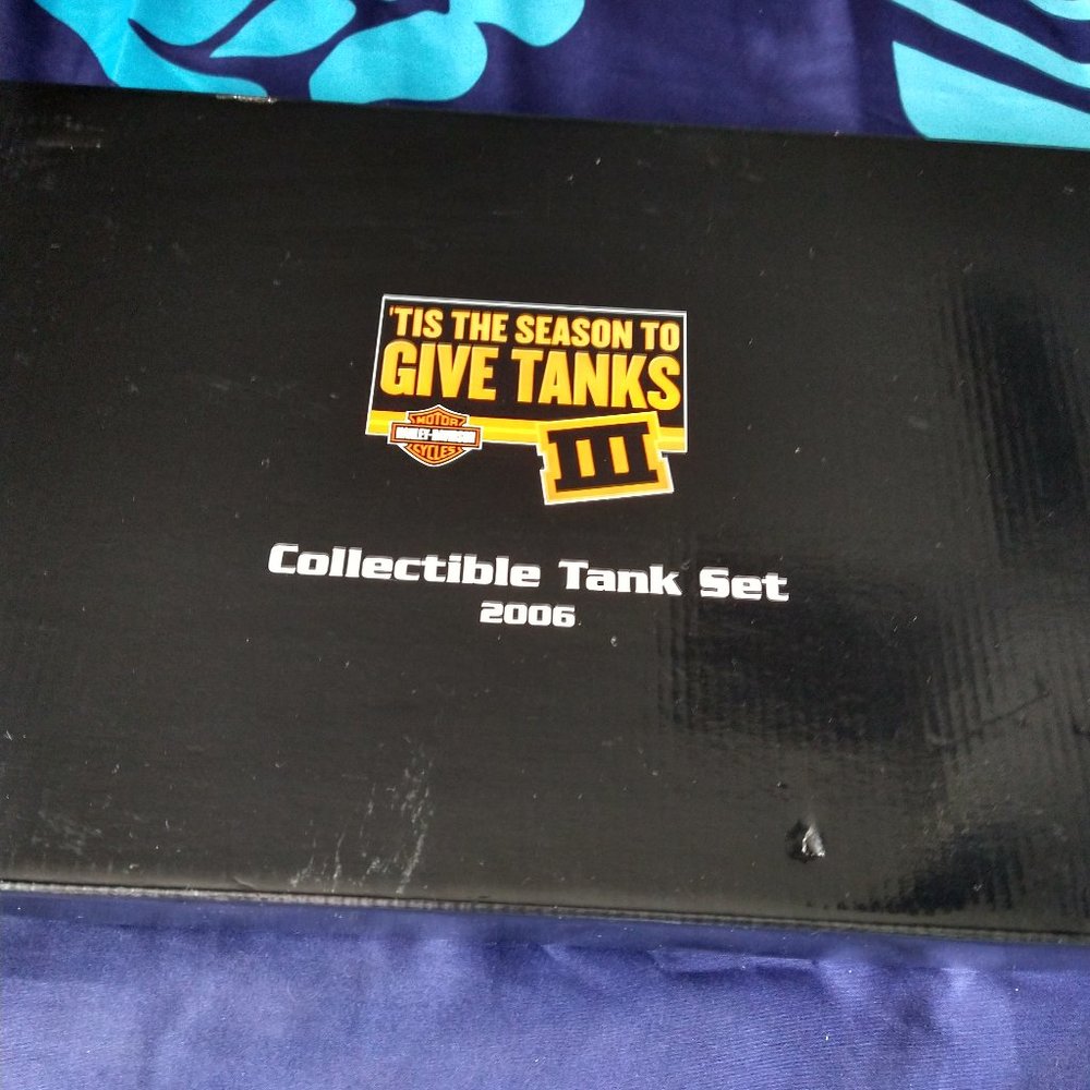Harley Davidson Collectibles Tank Set 2006